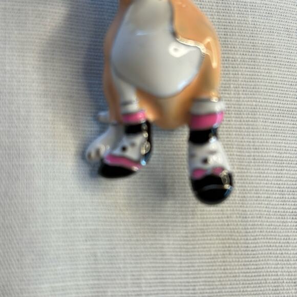 Christmas Hat Dog in Socks Pin Brooch Black or Tan Pup Dog Lover NWT - Picture 5 of 9